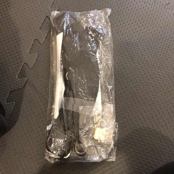 HUGE! Briefcase/carryon Zappos! - Picture 8 of 8